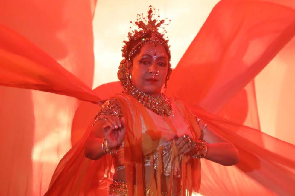 great news for the millions of fans Hema malini, will be seen on the big screen