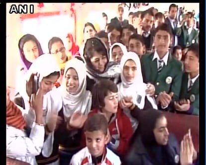 children special train begins in kashmir valley
