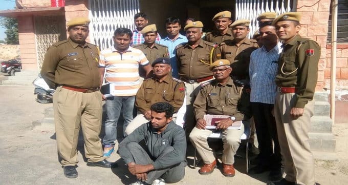 wife brutally killed by husband due to doubt on character, dead body found at amritsar hotel