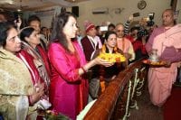 actress hema malini, iscon temple, arati, kurukshetra