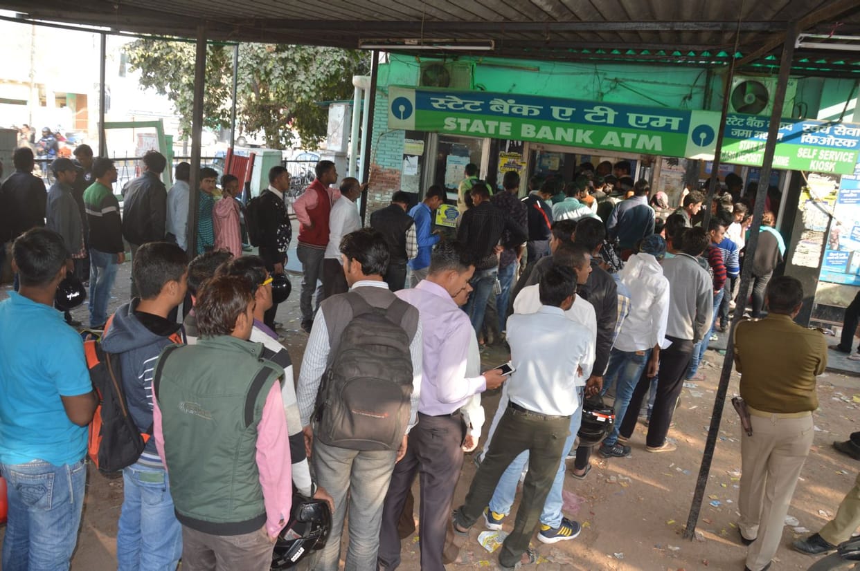 long hour queue at atm
