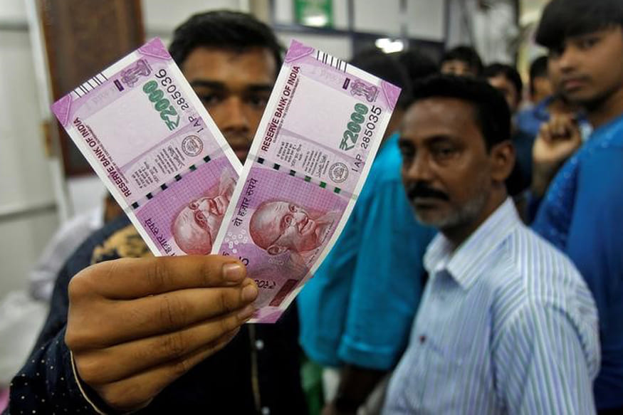 pakistan publishing fake indian currency of 500 rupee and 2000 rupee