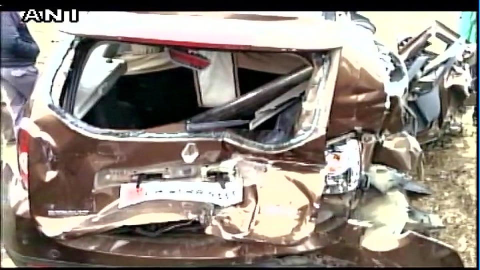  Five dead after truck rammed into a car in Bihar