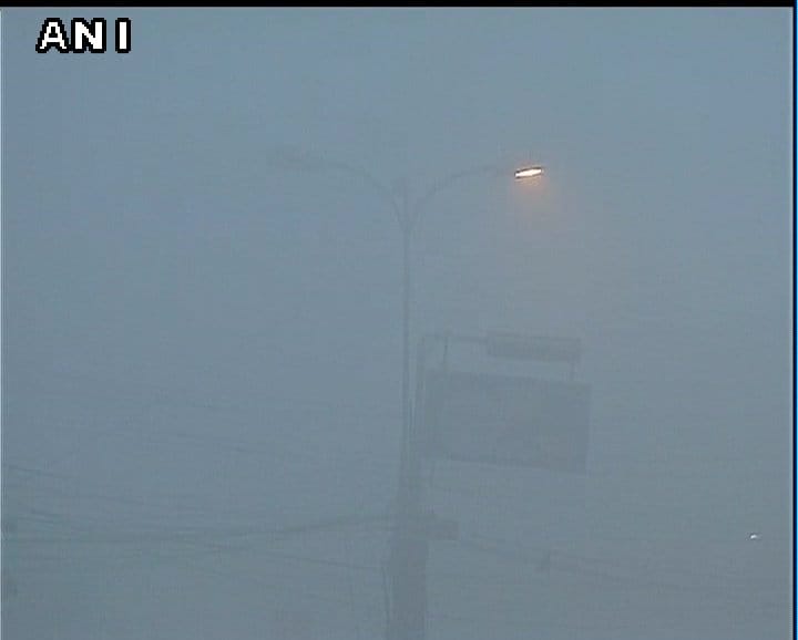 82 trains delayed (arriving late in Delhi) & 23 rescheduled due to prevailing #fog conditions