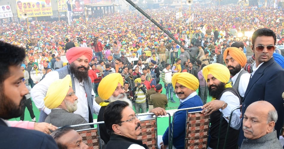 huge crowd in arvind kejriwal rally at ludhiana of punjab, openly speaks on syl and noteban