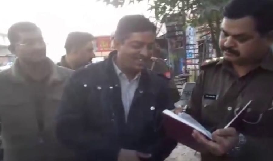 मेरठ कैदी फरार