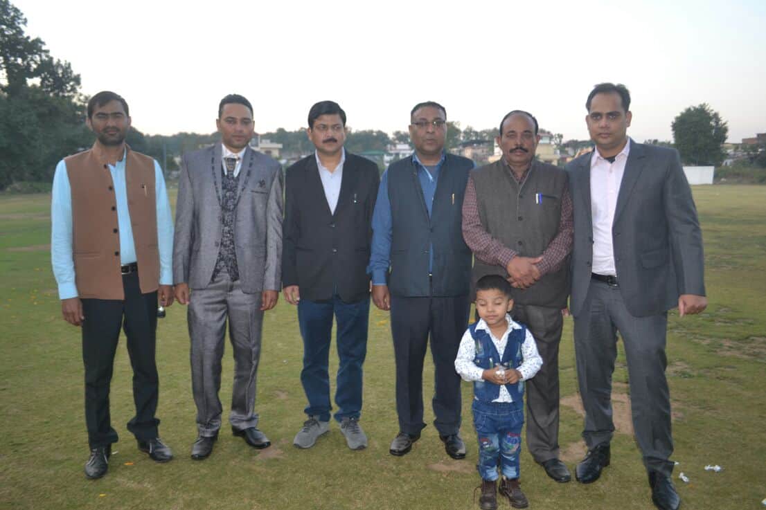 cricket match between gharaati and baraati