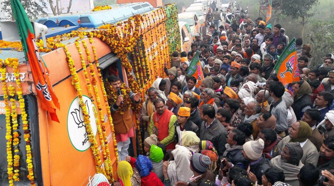 pradesh kee sarakaar pooree tarah se viphal:suresh khanna
