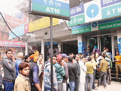No people have not cash currency in ATMs