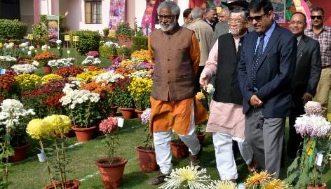 Shalini idol and the king and queen of the chrysanthemum title