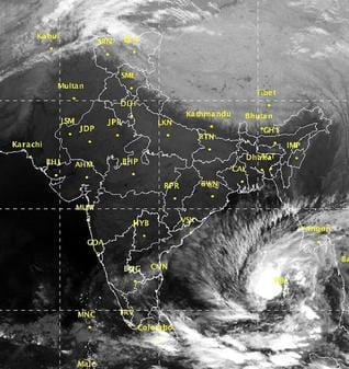 vardah expected to come in chennai on monday