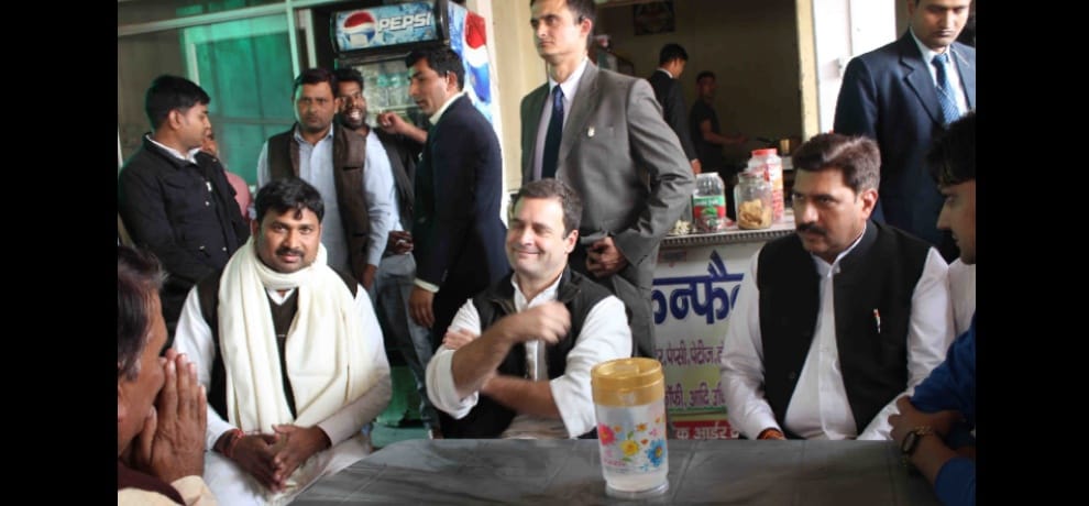 Rahul arrived Dadri, discuss on Notbandi