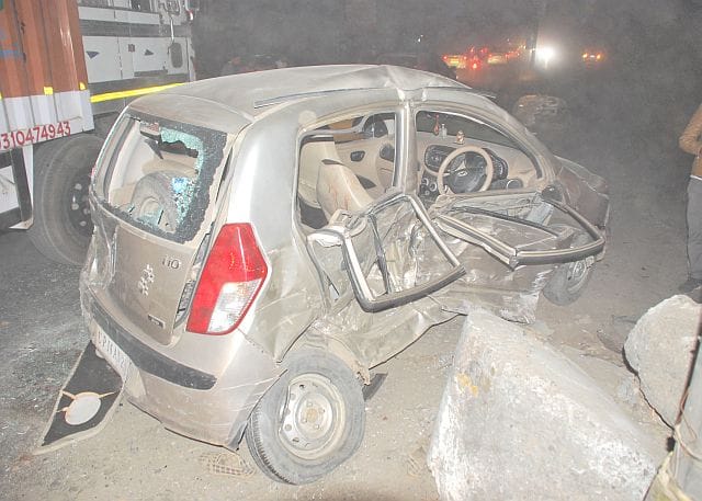 Tata Safari car collision killed aboard a property dealer
