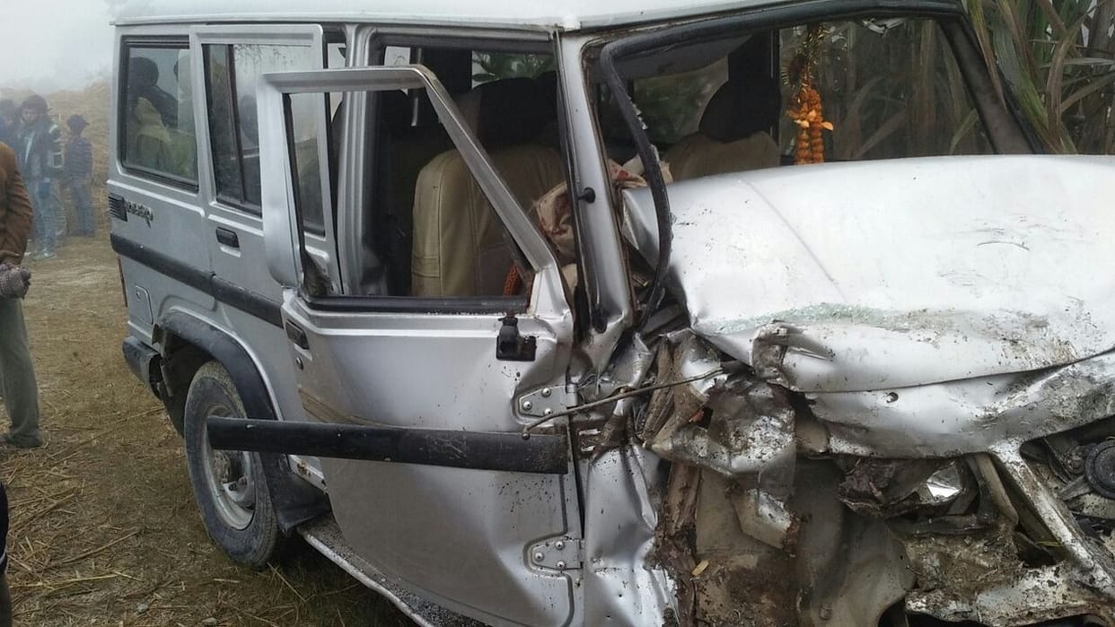 Bolero loaded truck collided with devotees, 8 injured