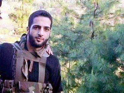 mehbooba mufti govt will give compansession of the death of burhan wani's brother
