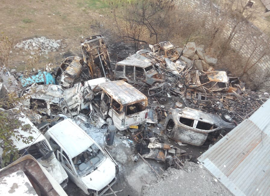 Fire in Auto Center at Mandi, Himachal.