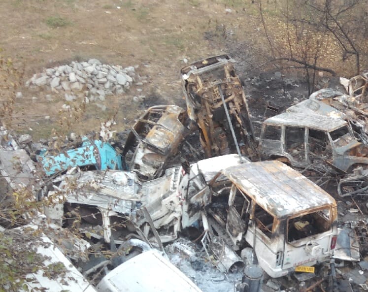 Fire in Auto Center at Mandi, Himachal.