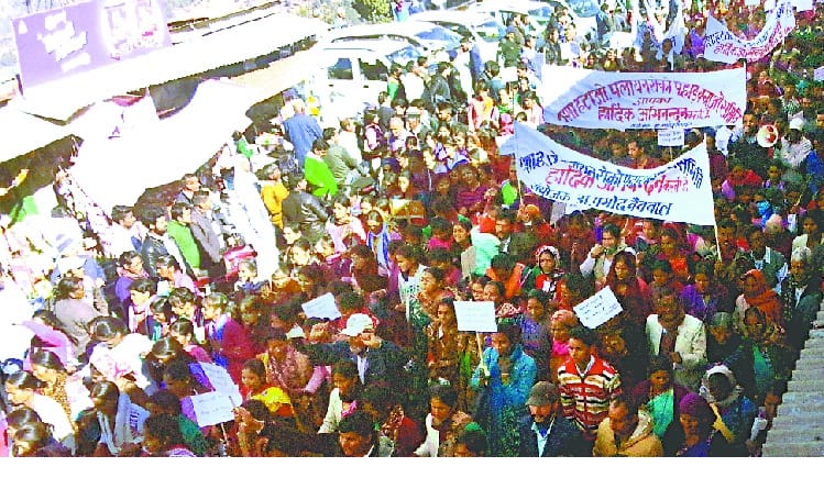 Jnsailab against alcohol on the streets of Ranikhet