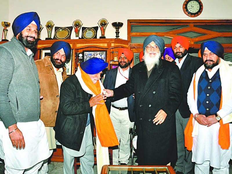 bath join SAD, bath leave AAP, CM in batala, Majithia also reach, batala, amritsar