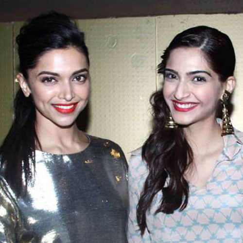 deepika padukone give award to rekha