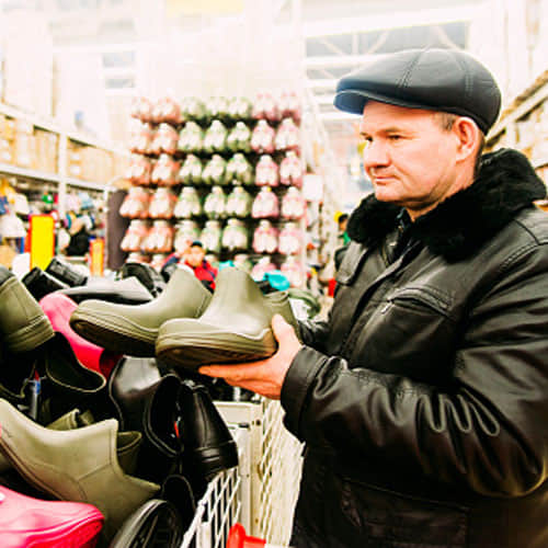 Mistakes You Didn’t Know You’re Making When Buying Shoes