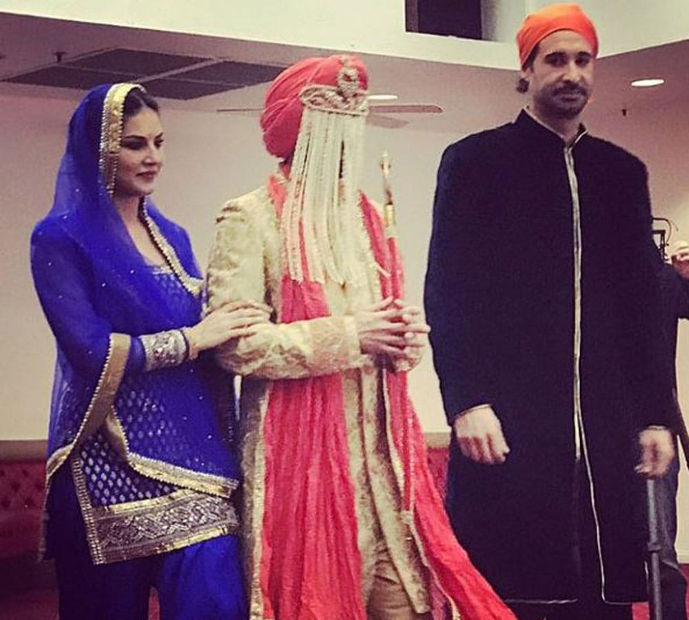 Actress Sunny Leone turns into a PUNJABI KUDI at her brother’s wedding