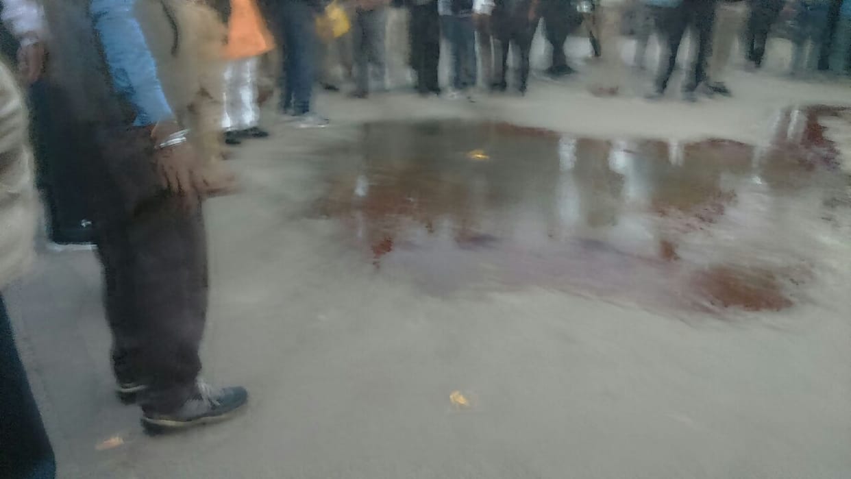 The truck crushed the child in Varanasi , death