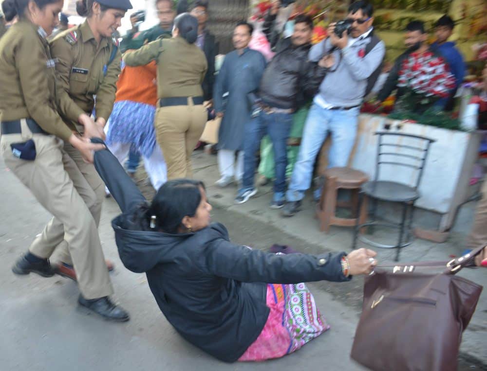 UPNL contractual employees protest