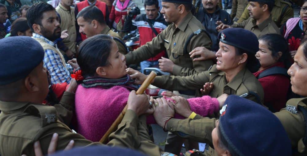 UPNL contractual employees protest
