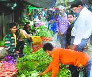 Farmers suffering loss in vegetables.