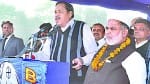 सभा में बोलते नसीमुद्दीन सिद्दीकी।