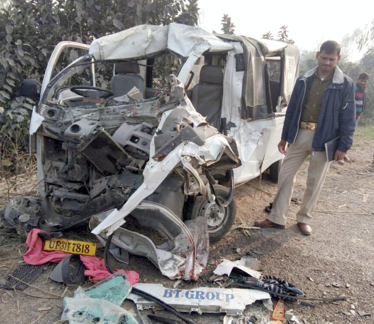 Truck-Magic in clash Seven killed, four injured