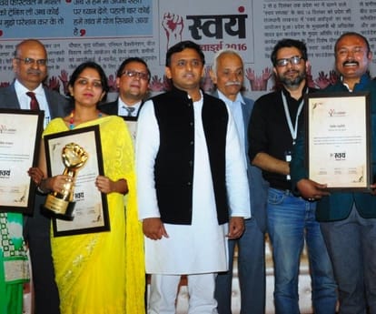 demonetisation was done to save banks says akhilesh yadav.