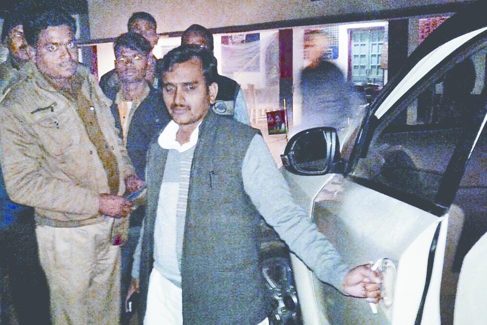 people threw stone on the car of MLA's son