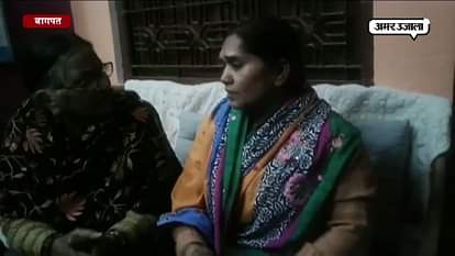 Goons looted house of police  