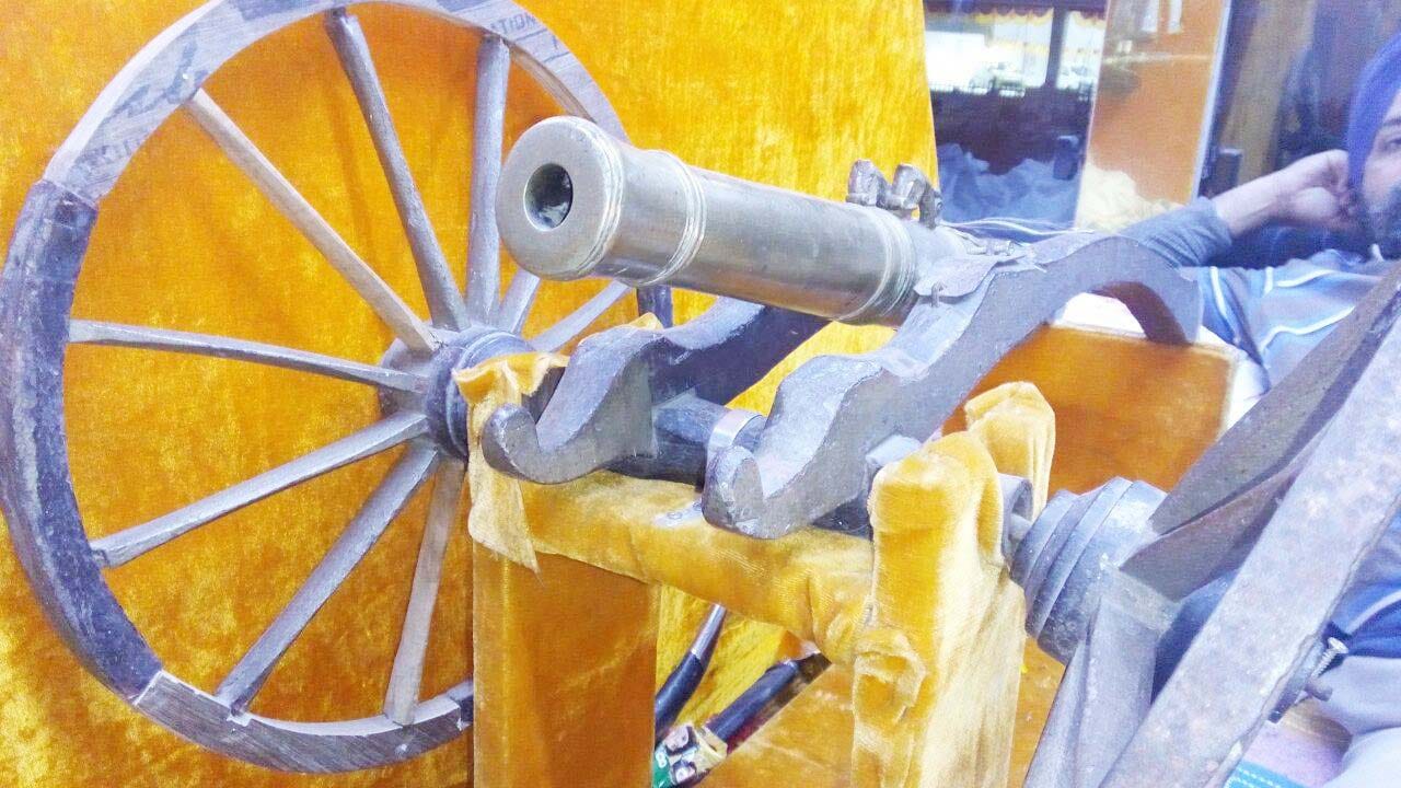guru gobind singhs armor