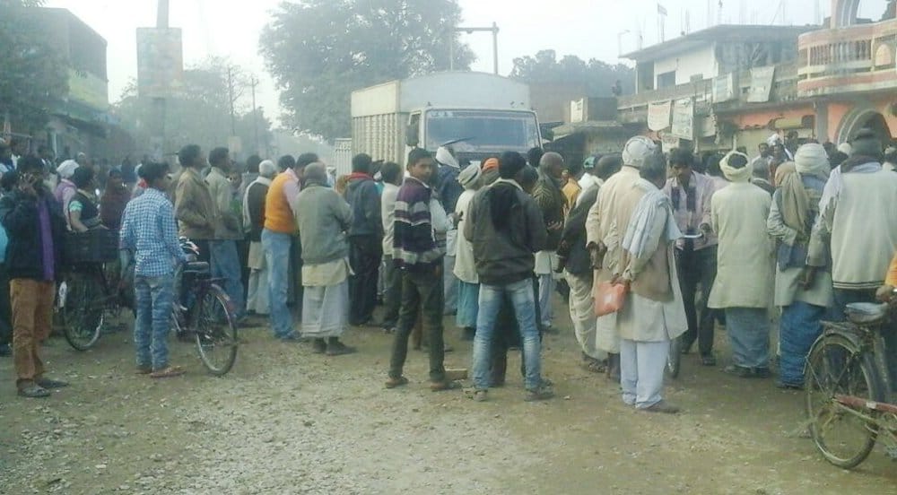 over croud at banks, jam
