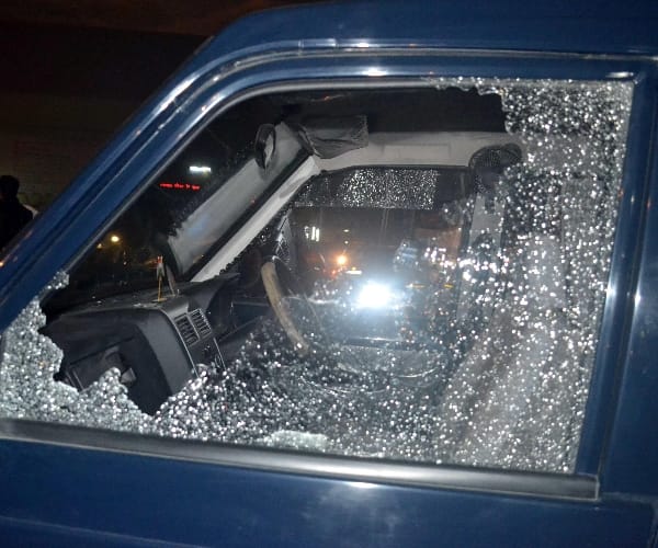  lathicharge on police recruitment applicants.