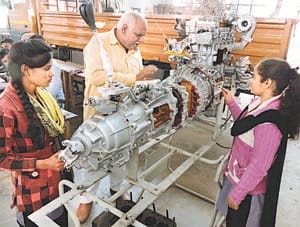 girls addmission in iti
