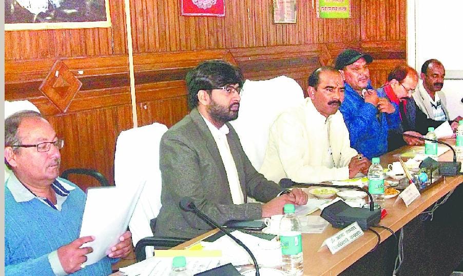 Provide employment to job card holders Mankanusar