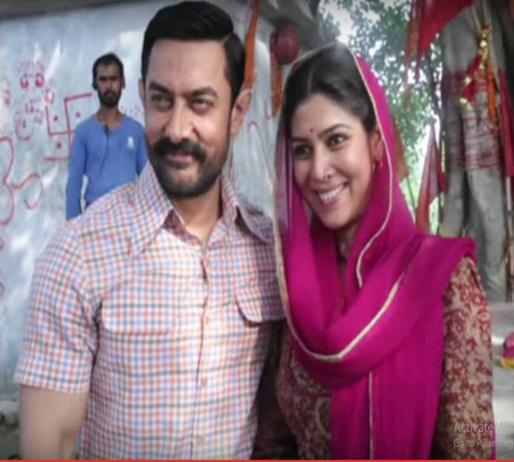 sakshi tanwar adopts 8 months baby girl pictures viral
