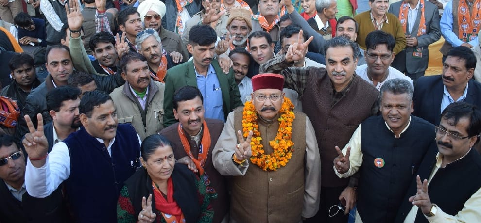 these two name in the race of uttarakhand cm