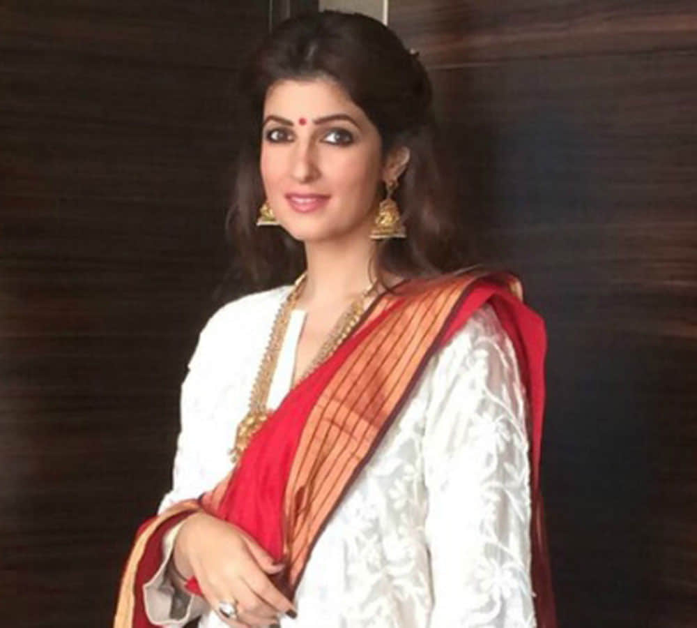 twinkle khanna comment on compulsory national anthem