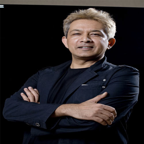 Career in hair styling leads to Bollywood