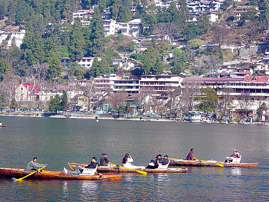 Minimum mercury reached 2 degrees in Nainital