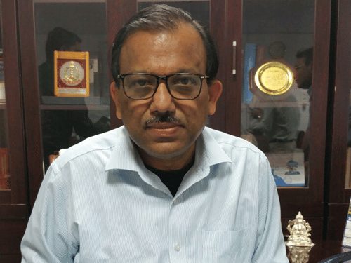 uttarakhand former CS still living in governmet house