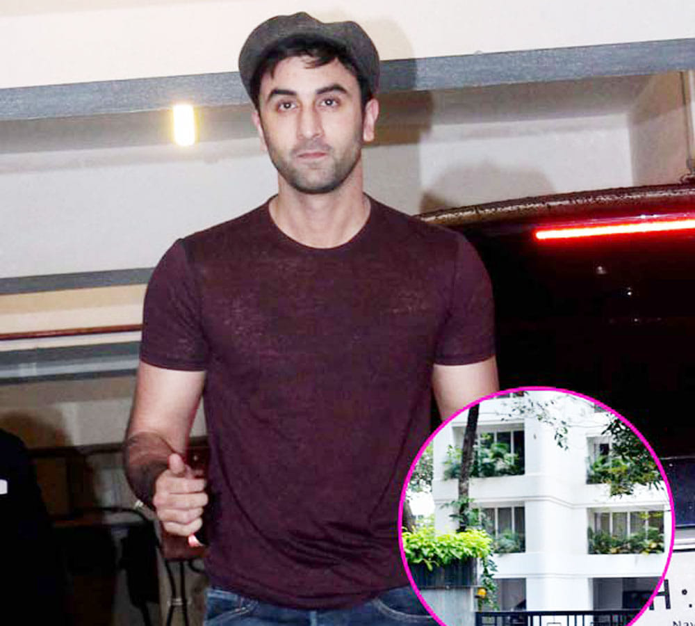 aditya roy kapoor hangout with katrina kaif