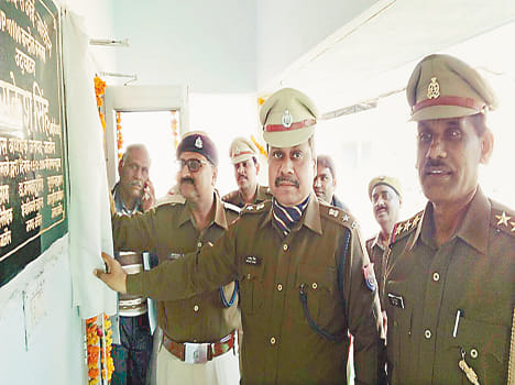 UP reached 100 in 10 minutes, crooks nabbed