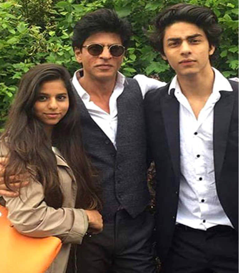 Aryan Khan goes missing from social media due to dad ?