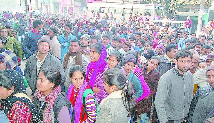 Banks continued to cash in commotion, put jam